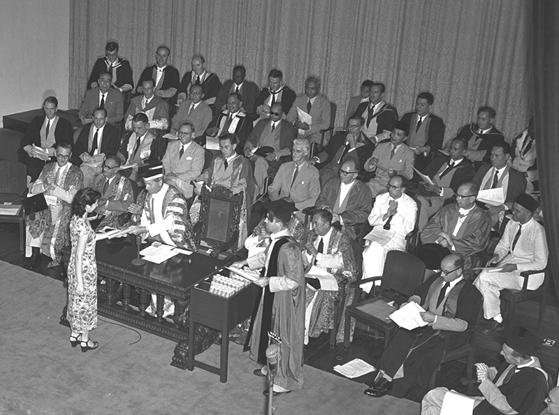 Chancellor Malcolm MacDonald conferring a degree at the first convocation ceremony of the University of Malaya on 8 July 1950. Ministry of Information and the Arts Collection, courtesy of National Archives of Singapore (Media - Image no. 19980000813 - 0025).